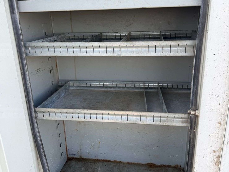 2011-international-durastar-4300-image-15