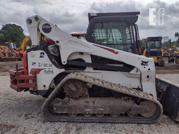 bobcat-t870-image-26