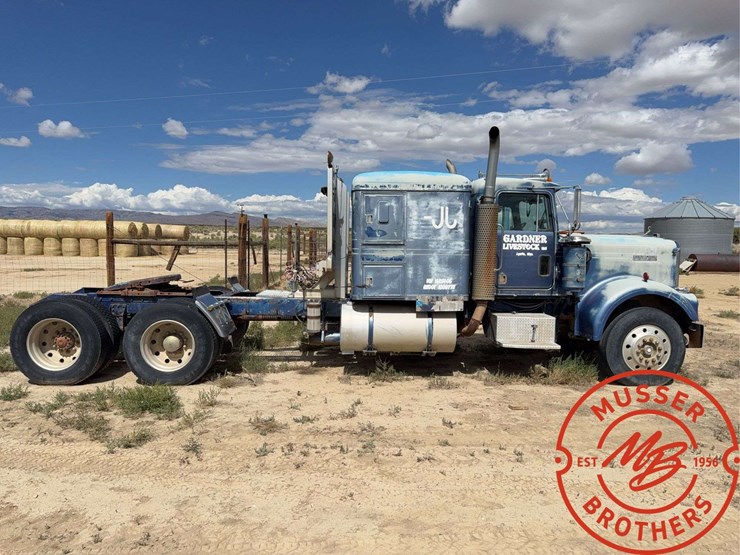 1979-kenworth-w900a-image-6