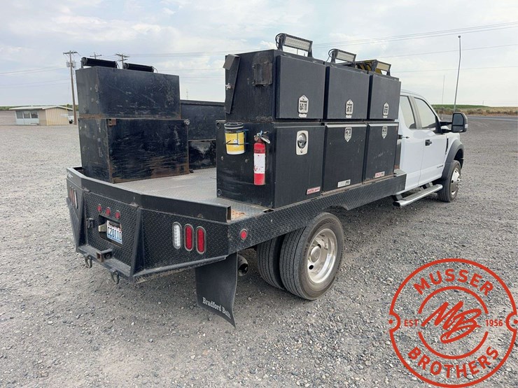 2017-ford-f550-image-5