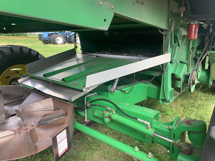 2000-john-deere-9550-image-26