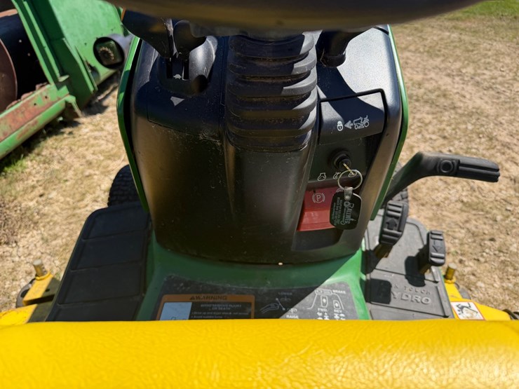 john-deere-345-image-7