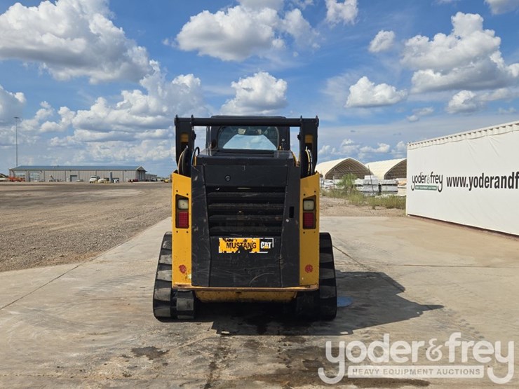 2023-caterpillar-259d3-image-4