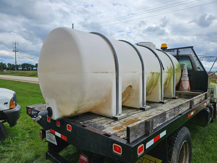 #2087-•-1998-gmc-c5500-water-truck-image-15