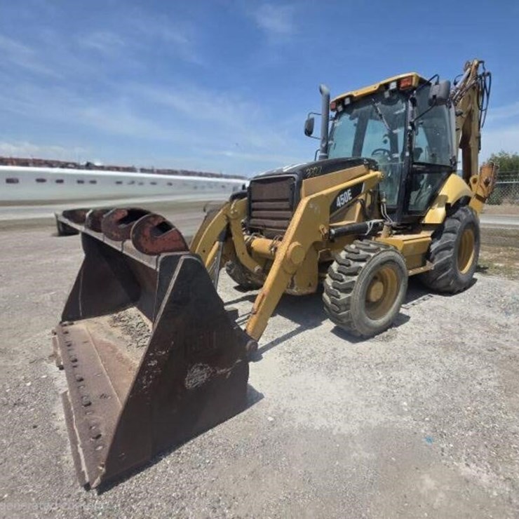 2008 CATERPILLAR 450E