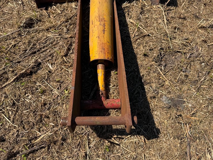#2501-•-single-ram-hydraulic-ram-hoist-image-4