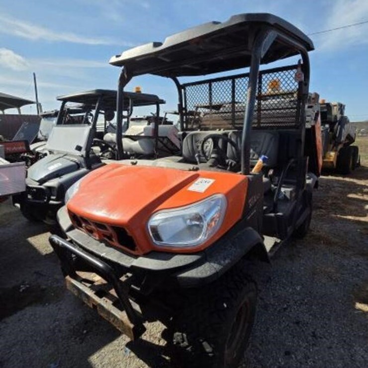 2023 KUBOTA RTVX900G