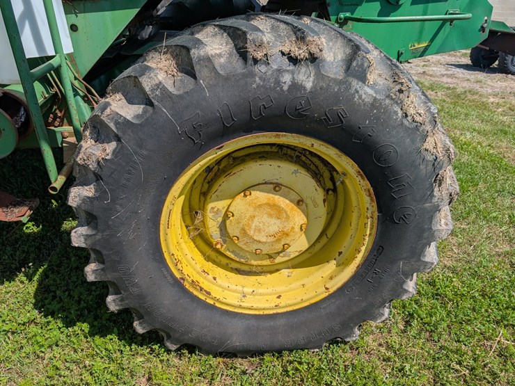 1978-john-deere-7700-image-17