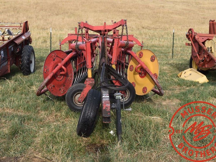 massey-ferguson-20-image-2