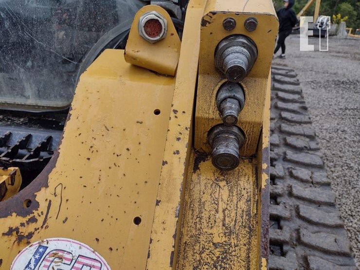 caterpillar-289d-image-32