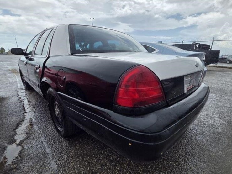07-ford-4d-2fahp71w87x155911-image-4
