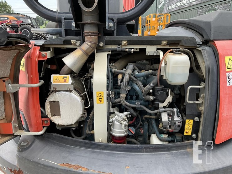 2020-kubota-kx057-4-image-21