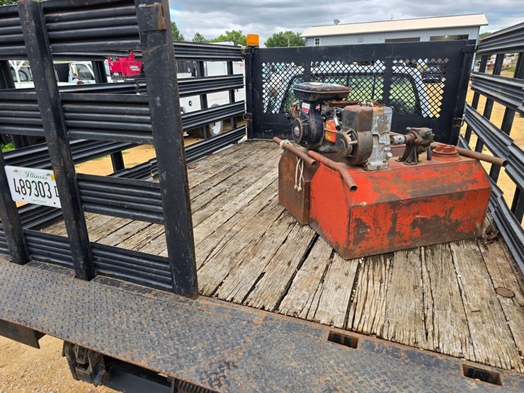 #2069-•-1993-chevrilet-3500-cheyanne-stake-body-truck-image-18