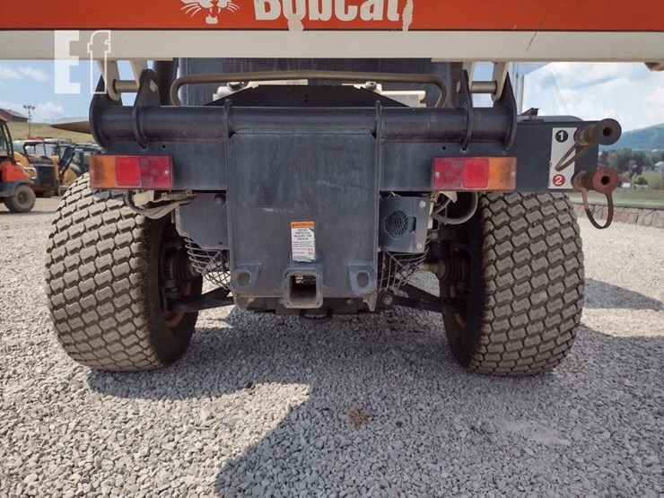 2021-bobcat-toolcat-5600-image-30