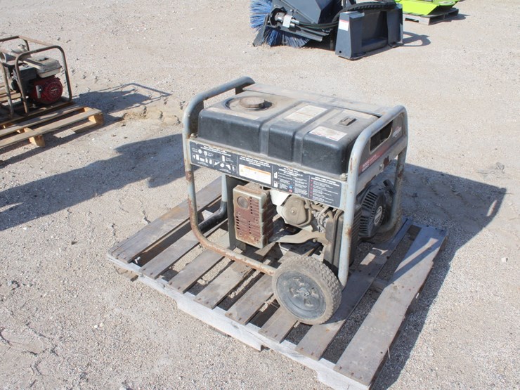 #1014-•-briggs-stratton-generator-image-2