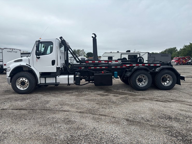 #2334-•-2021-freightliner-ftl280-roll-off-truck-image-2