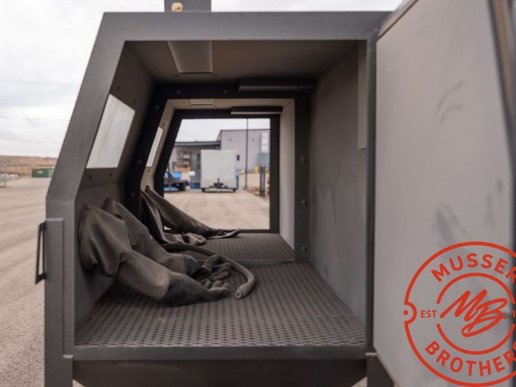raptor-blast-rb3436-tandem-blast-cabinet-with-rb900-dust-collector-image-6