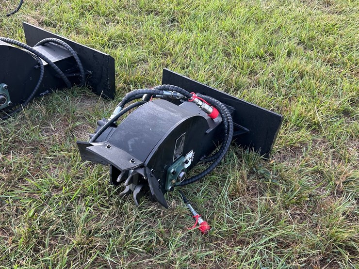 #115-•-mini-skid-steer-stump-grinder-image-1