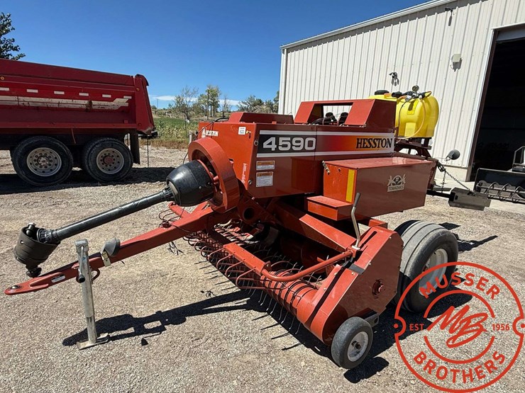 hesston-4590-image-2
