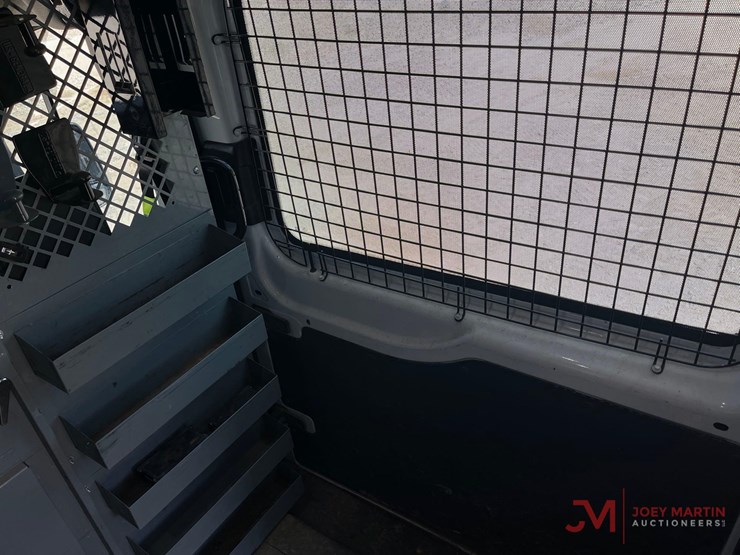 2020-ford-transit-250-van-image-15