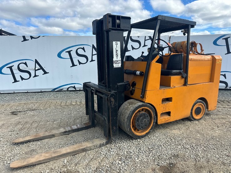 #5628-•-forklift-image-1