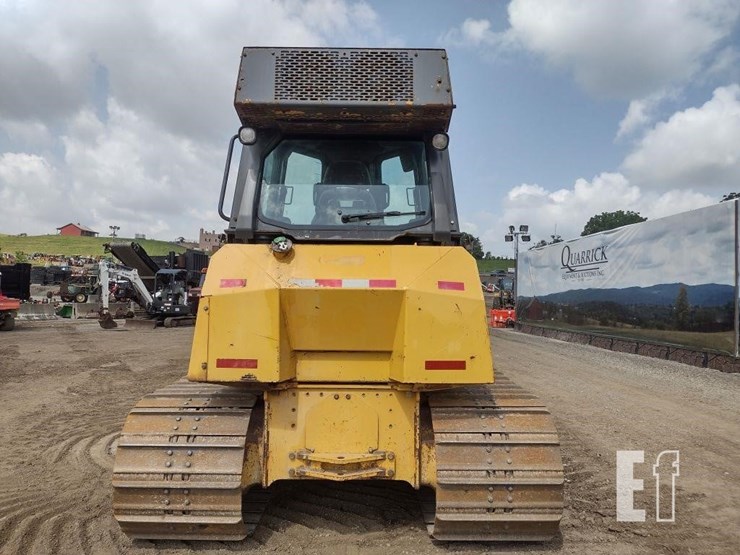 2015-deere-650k-lgp-image-4