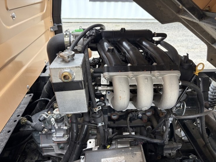 2024-tuatara-1000-efi-4wd-utility-cart-image-11