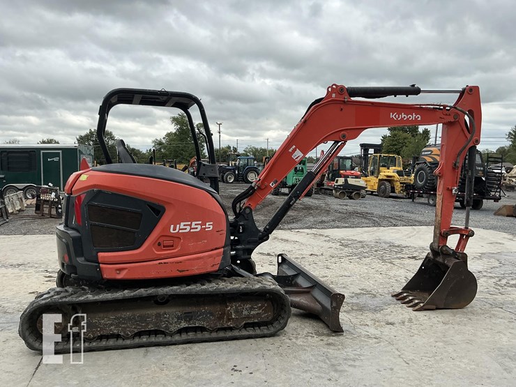 2024-kubota-u55-5-image-4