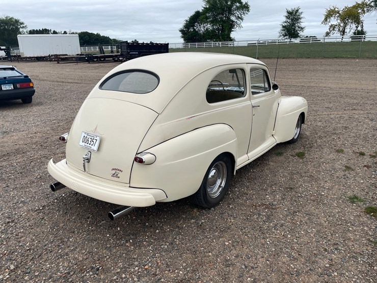 #9353-•-1946-ford-deluxe-sedan-(has-mn-title)-(princeton,-mn)-image-5