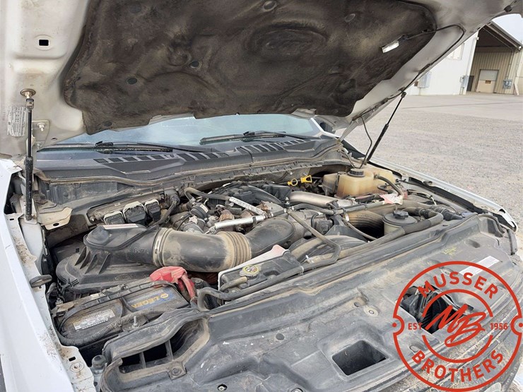 2017-ford-f550-image-33