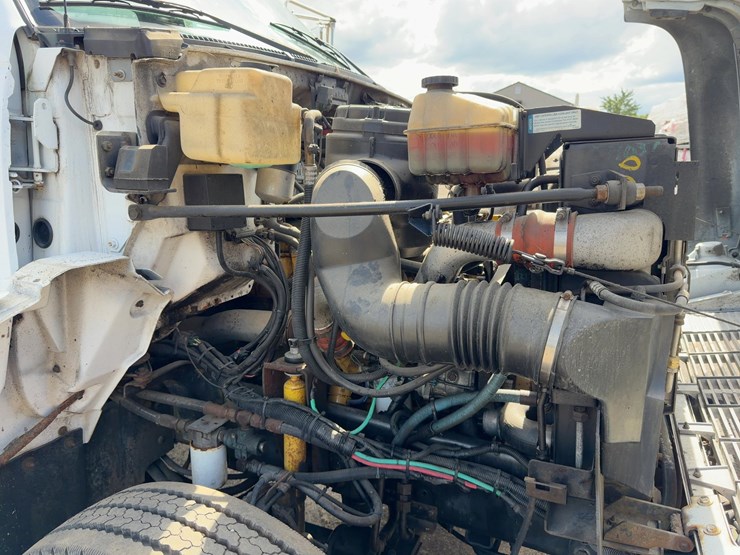 2002-caterpillar-3126-image-15
