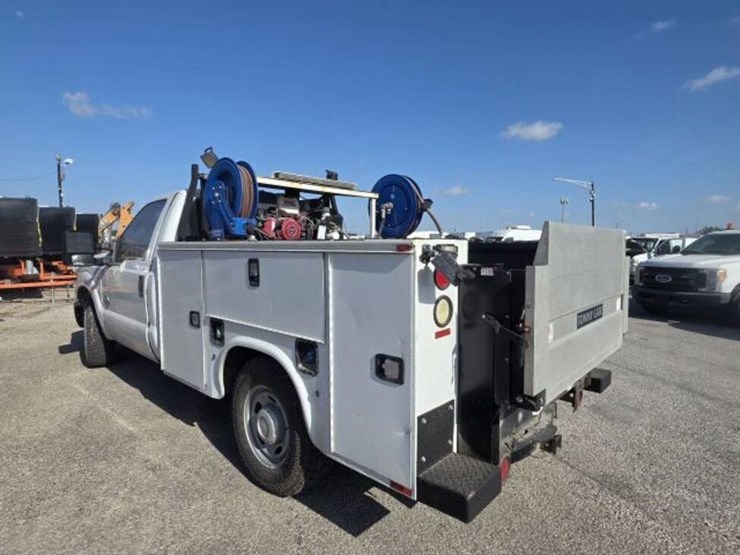 2015-ford-f250-image-4