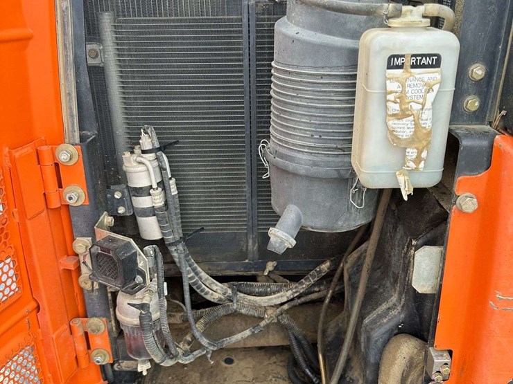 2013-hitachi-zaxis-60-usb-mini-excavator-image-20