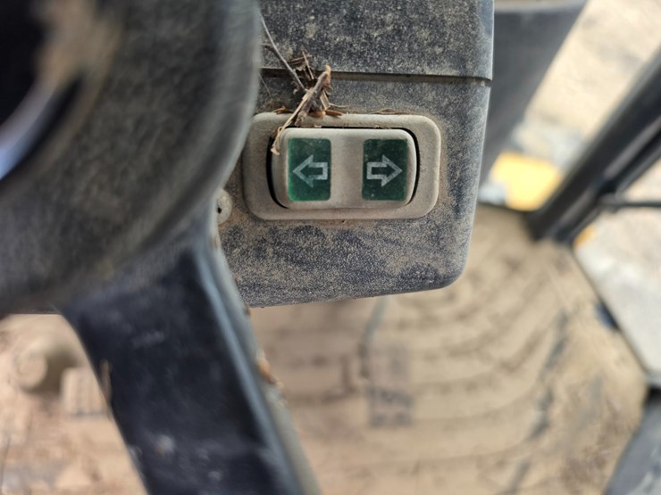 deere-310sg-image-37