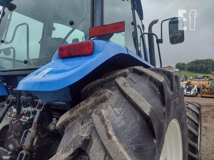 2011-new-holland-t5070-image-30