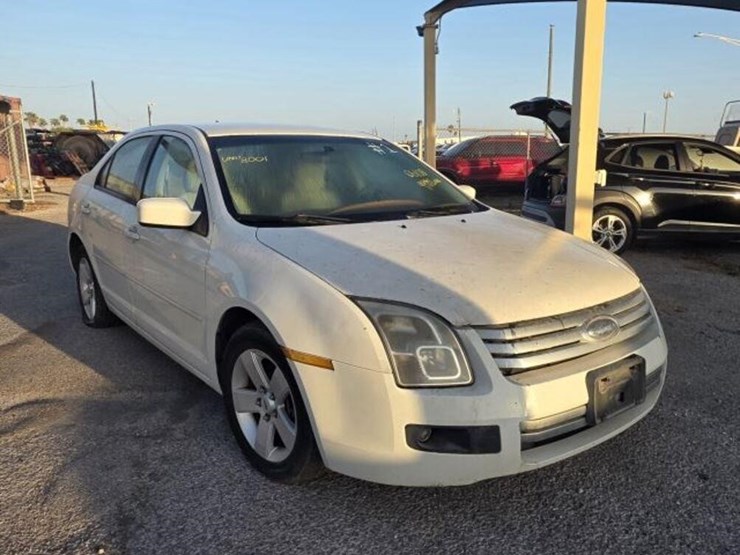 2009-ford-fusion-3fahp07179r100788-image-2