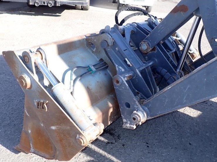 2019-deere-210lep-image-8