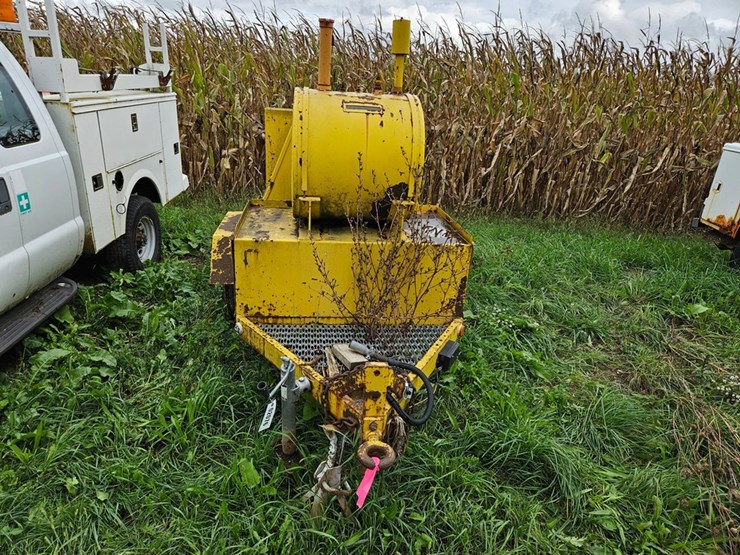 #2076-•-797-towable-generator-image-8