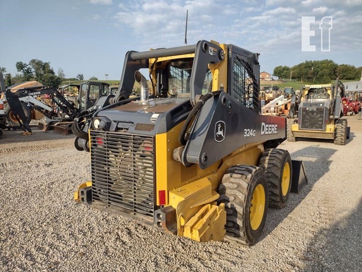 2019-deere-324g-image-28