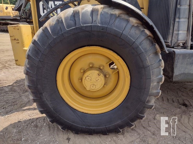 1999-caterpillar-th83-image-24