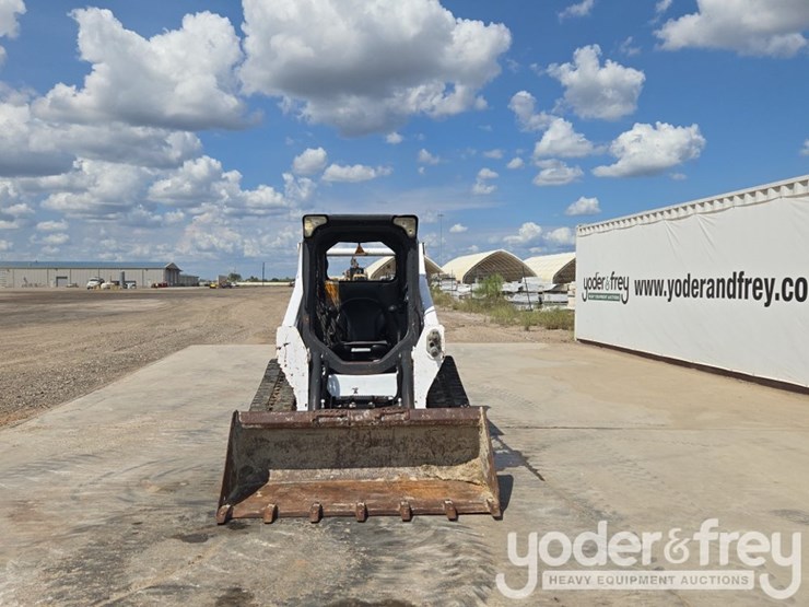 2016-bobcat-t590-image-8