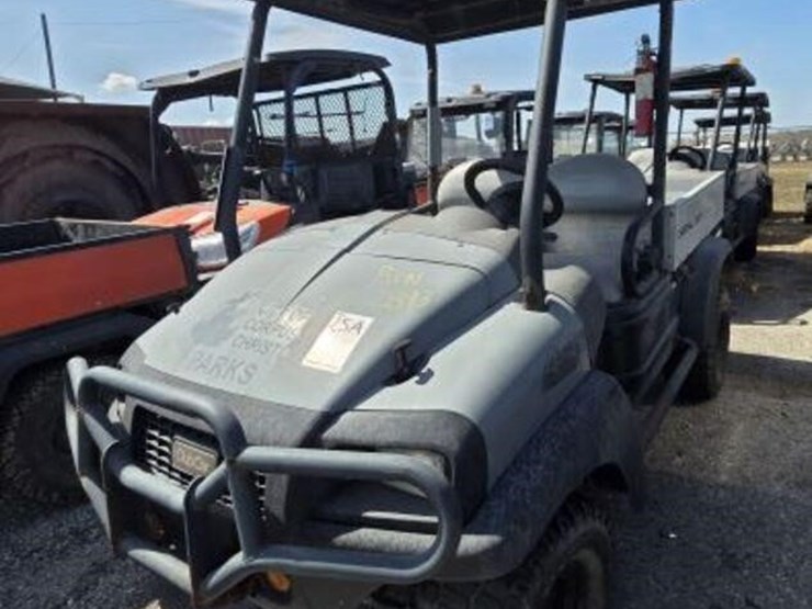 2021-club-car-carryall-295-image-1