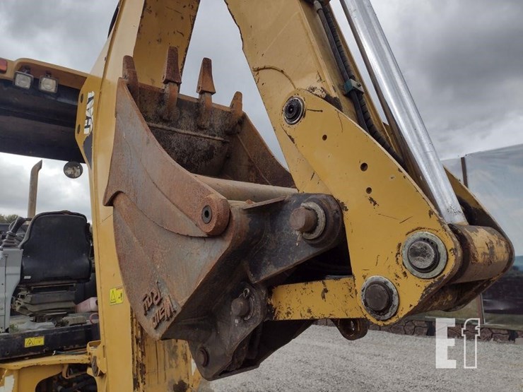 2005-caterpillar-430d-image-38