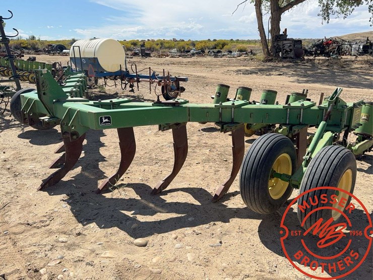 john-deere-915-image-1