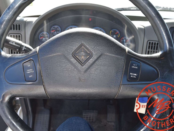 2009-international-durastar-truck-image-30