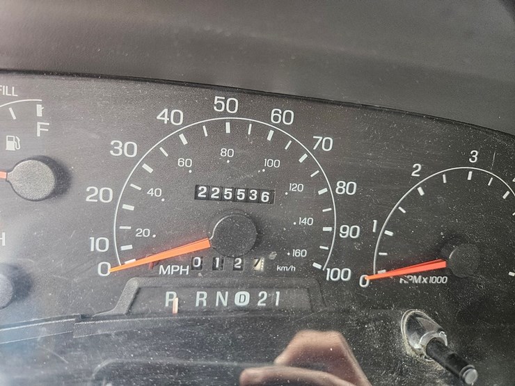2001-ford-f350-image-25
