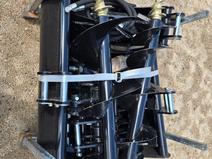 #2249-•-(edmore)mini-excavator-attachment-set-image-10