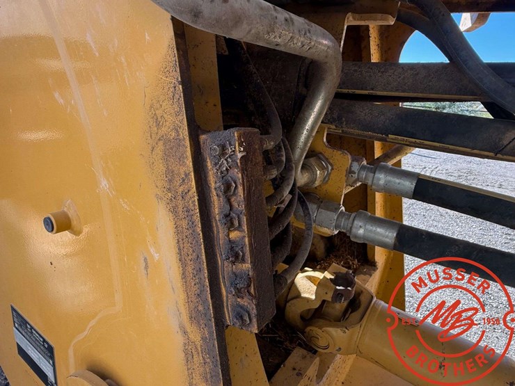 2008-caterpillar-930h-image-19