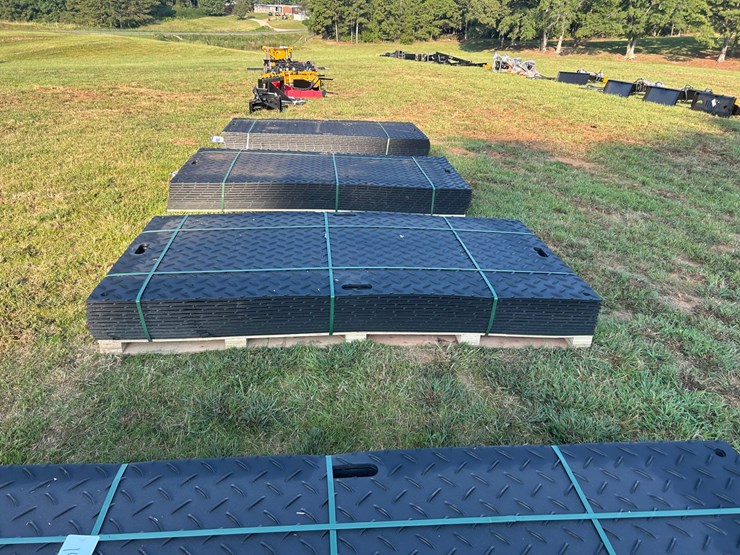 #149-•-roadbed-protection-pad-image-2