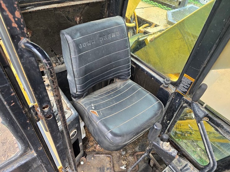 deere-693b-image-55